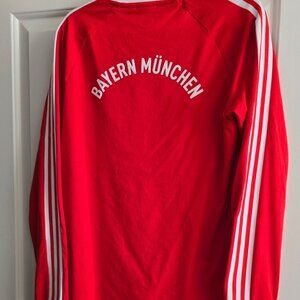 Adidas FC Bayern München Long Sleeve Shirt Men’s M Red 3-Stripes Soccer Football